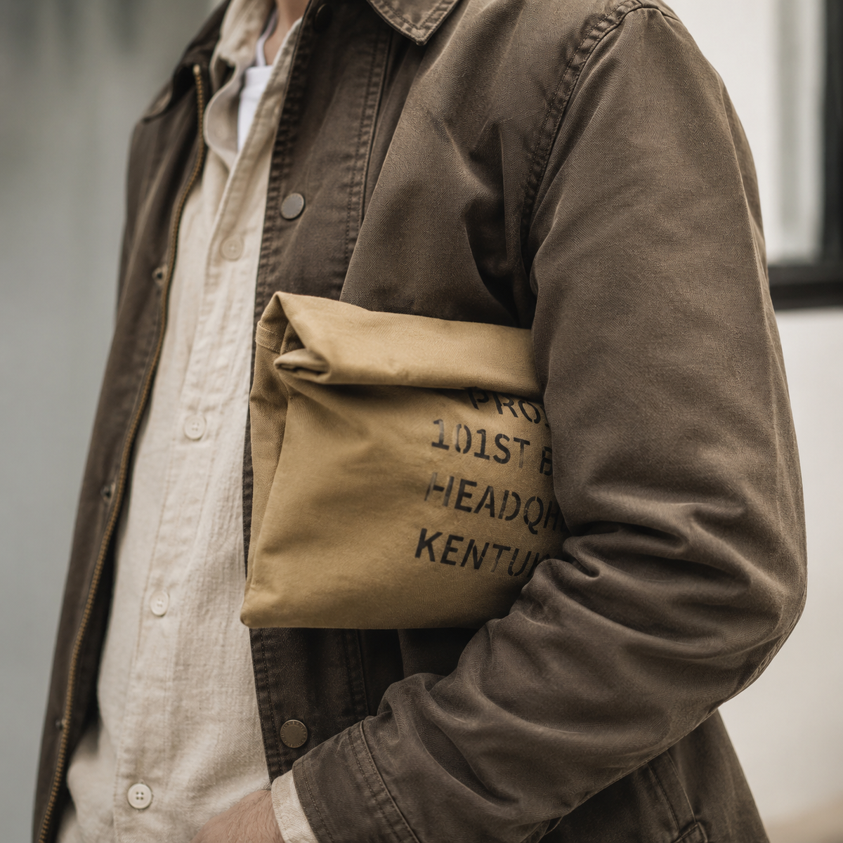 DAN | THE NOSTALGIA CARRY-ALL BAG