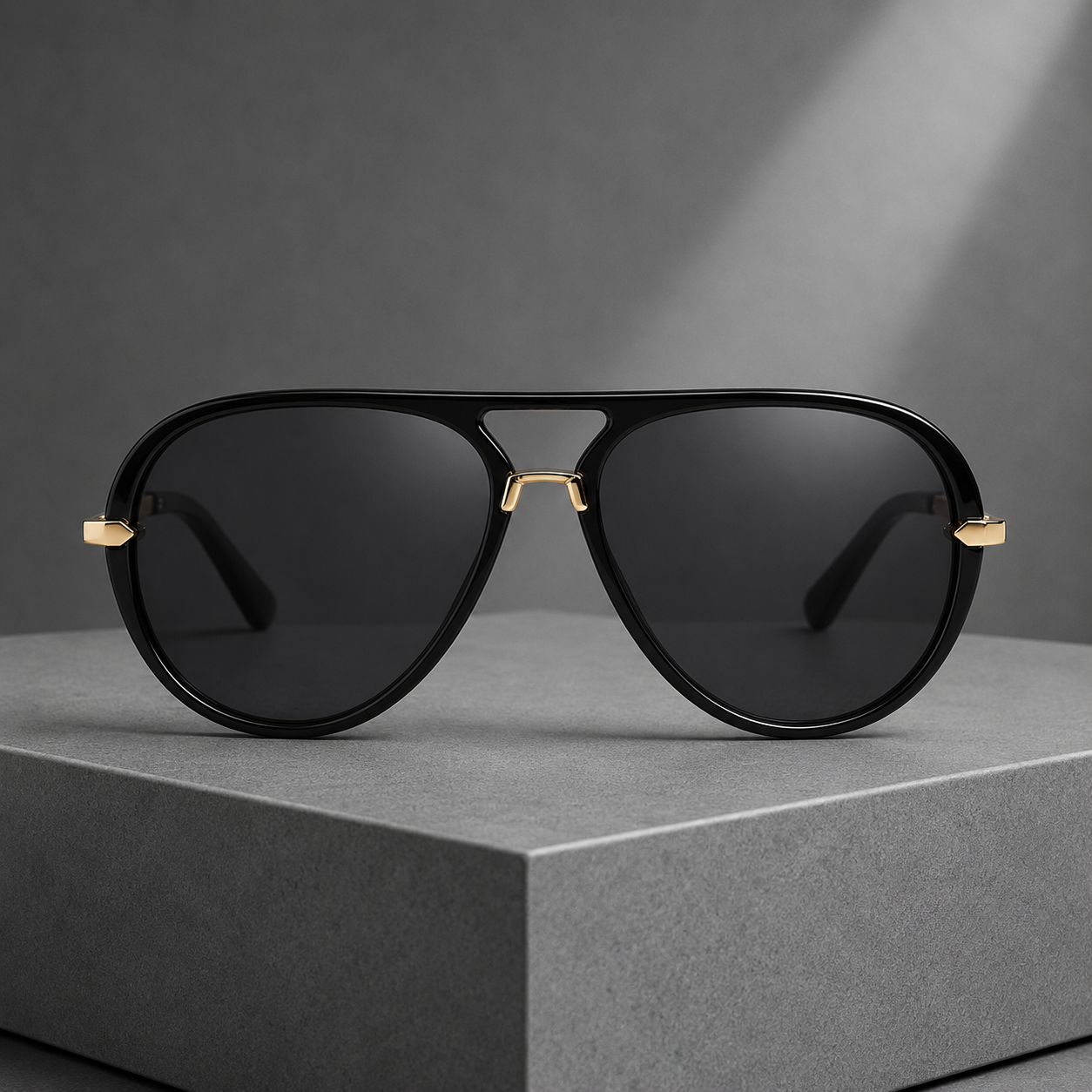 DAN | OMBRA PILOT 001